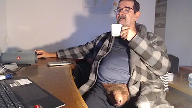 silvio-aus-luzern-CH online show from 10.29.25