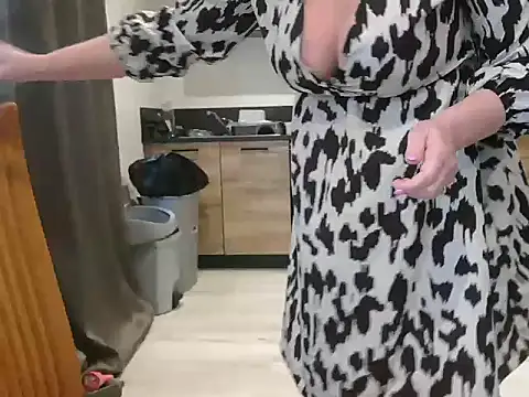 lilie69 online show from 02.22.25