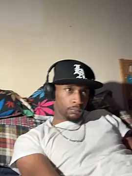 Tristris100 online show from 11.13.25