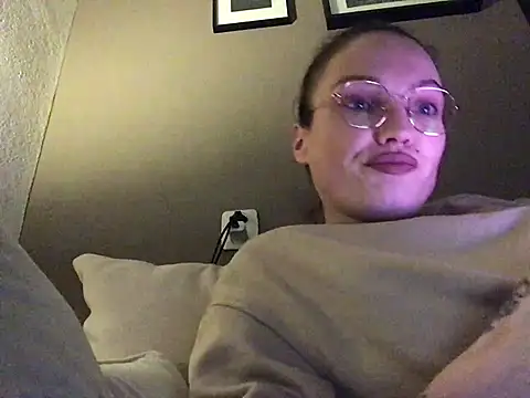 Snapshot of denisestar10 chatting on 01.29.25 denisestar10 online show from 01.29.25