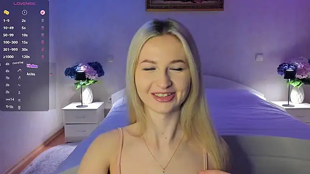 Snapshot of AnnaCarrera chatting on 02.06.26 AnnaCarrera online show from 02.06.26