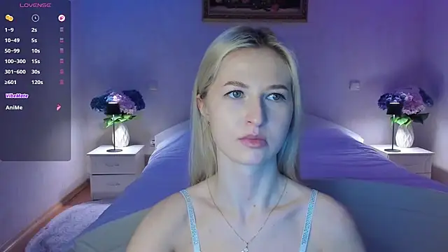 Snapshot of AnnaCarrera chatting on 02.08.26 AnnaCarrera online show from 02.08.26