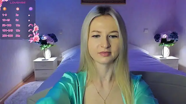 Snapshot of AnnaCarrera chatting on 02.19.26 AnnaCarrera online show from 02.19.26