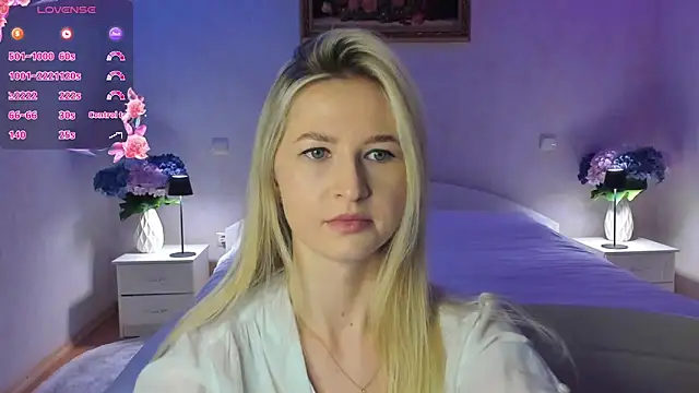 Snapshot of AnnaCarrera chatting on 03.01.26 AnnaCarrera online show from 03.01.26