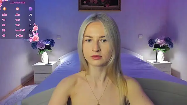 AnnaCarrera online show from 04.21.26