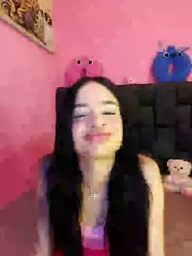 Snapshot of secretgreisy_ chatting on 12.10.24 secretgreisy online show from 12.10.24