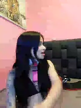 Snapshot of secretgreisy_ chatting on 12.16.24 secretgreisy online show from 12.16.24