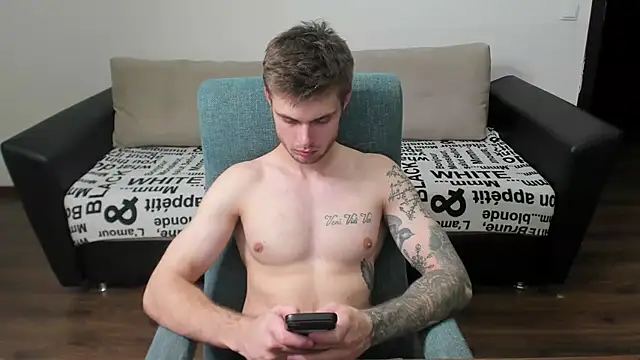 maks wolfis online show from 12.21.24