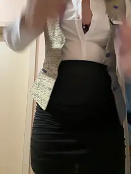 Snapshot of AlexandraGiogio chatting on 04.18.26 AlexandraGiogio online show from 04.18.26