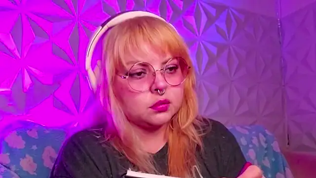 Satyn doll online show from 09.27.25