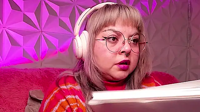 Satyn doll online show from 12.05.25