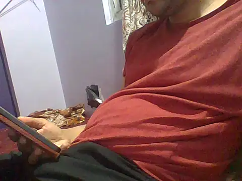 Snapshot of indianguy21 chatting on 04.12.26 indianguy21 online show from 04.12.26