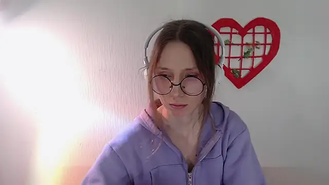 Snapshot of _Hanna_Moon_ chatting on 05.30.26 Hanna Moon online show from 05.30.26