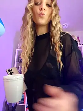 LilyOrion online show from 11.24.25