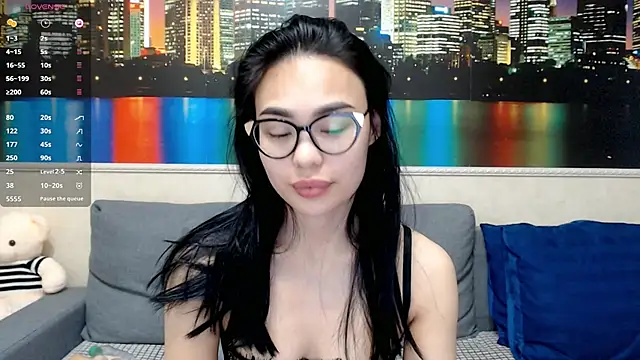 Snapshot of kwana_colada chatting on 12.05.24 kwana colada online show from 12.05.24