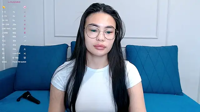 Snapshot of kwana_colada chatting on 06.29.26 kwana colada online show from 06.29.26