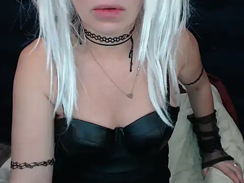 Snapshot of Ruda1919 chatting on 01.25.25 Ruda1919 online show from 01.25.25