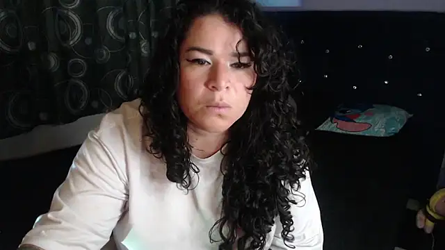 Snapshot of ANGELIQUE_KLANE chatting on 05.31.26 ANGELIQUE KLANE online show from 05.31.26