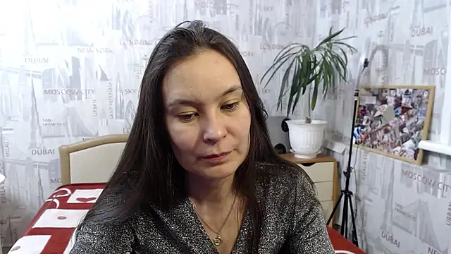 GinaQSoul online show from 02.05.25