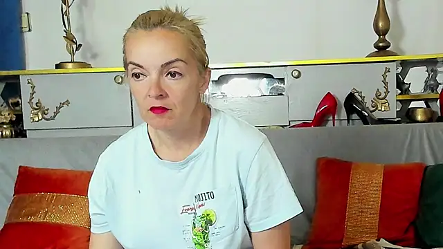 Snapshot of KateConner chatting on 06.15.26 KateConner online show from 06.15.26