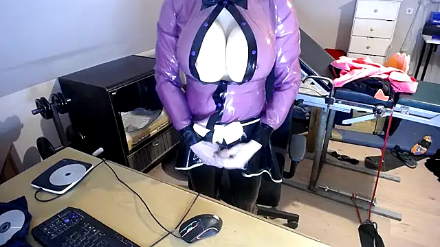 Snapshot of Kinkidani86 chatting on 11.01.25 Kinkidani86 online show from 11.01.25