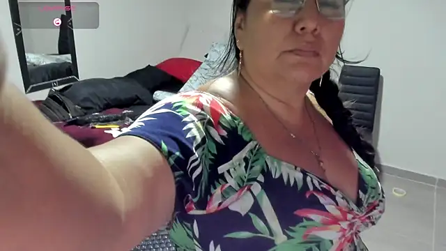 Snapshot of Brenda_Berck_ chatting on 07.16.26 Brenda Berck online show from 07.16.26