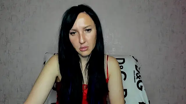 MissGulia online show from 09.12.25