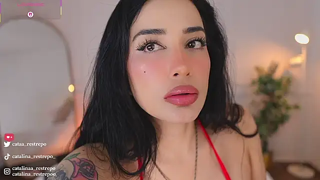 Snapshot of CATALINA_RESTREPO chatting on 05.25.26 CATALINA RESTREPO online show from 05.25.26