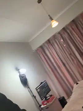 Bootyliciouse21X online show from 05.20.26