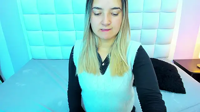 teresasroom  online show from 02.18.25