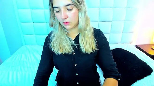 teresasroom  online show from 03.07.25