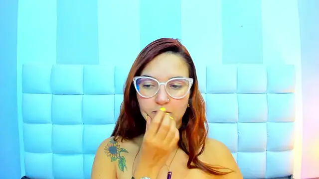 teresasroom  online show from 02.09.26