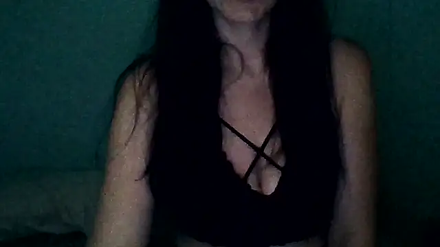 chicacastilla online show from 04.25.26