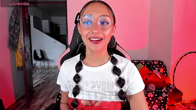 Snapshot of adrena_10 chatting on 02.15.26 adrena 10 online show from 02.15.26