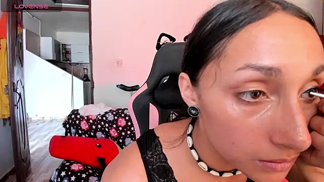 Snapshot of adrena_10 chatting on 02.18.26 adrena 10 online show from 02.18.26