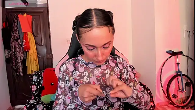 Snapshot of adrena_10 chatting on 02.21.26 adrena 10 online show from 02.21.26