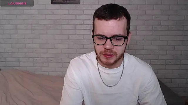 Alexxx horny online show from 04.26.26