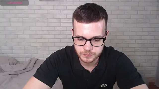Alexxx horny online show from 05.12.26
