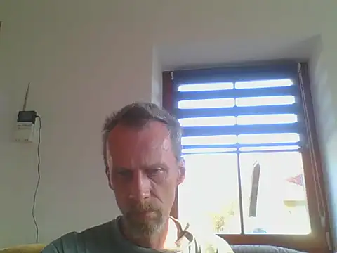 Snapshot of xxBareBabyxx chatting on 11.08.25 xxBareBabyxx online show from 11.08.25