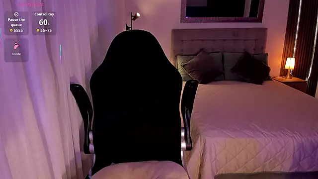 AmyWood online show from 10.27.25