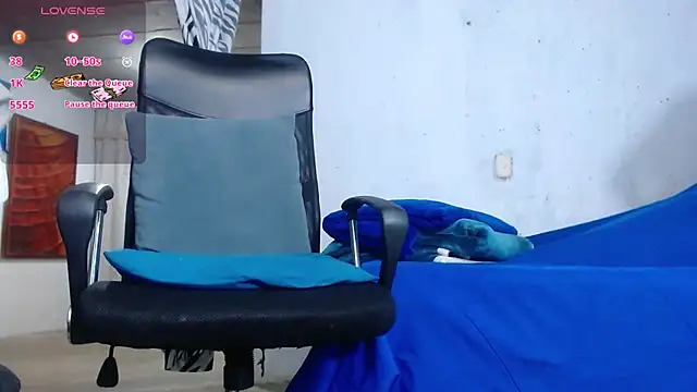 Snapshot of kilian_xx chatting on 02.25.26 kilian xx online show from 02.25.26