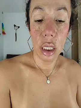 Snapshot of YOURSDEBORA chatting on 12.13.25 YOURSDEBORA online show from 12.13.25