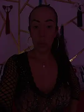 Snapshot of YOURSDEBORA chatting on 04.24.26 YOURSDEBORA online show from 04.24.26