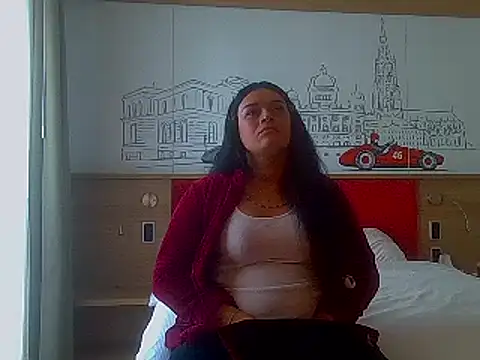 luanadigarda online show from 02.15.25