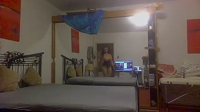 luanadigarda online show from 10.18.25