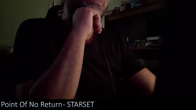Snapshot of _x_rated_ chatting on 12.15.24 x rated online show from 12.15.24