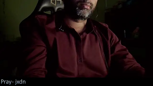 Snapshot of _x_rated_ chatting on 12.18.24 x rated online show from 12.18.24