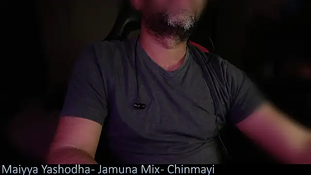 Snapshot of _x_rated_ chatting on 03.10.25 x rated online show from 03.10.25