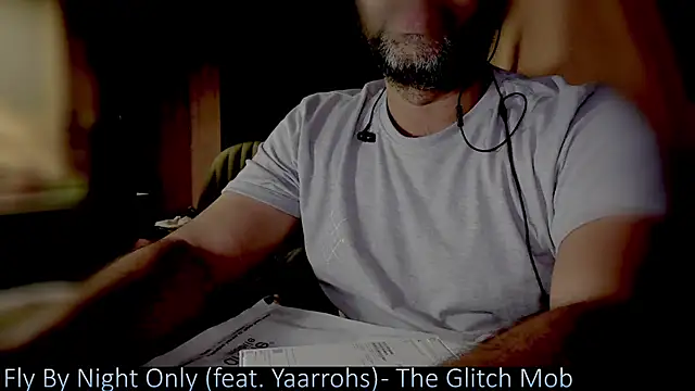 Snapshot of _x_rated_ chatting on 10.15.25 x rated online show from 10.15.25