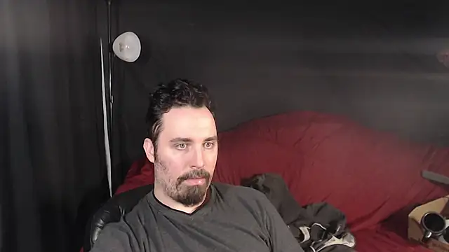 Metalstud online show from 02.08.25